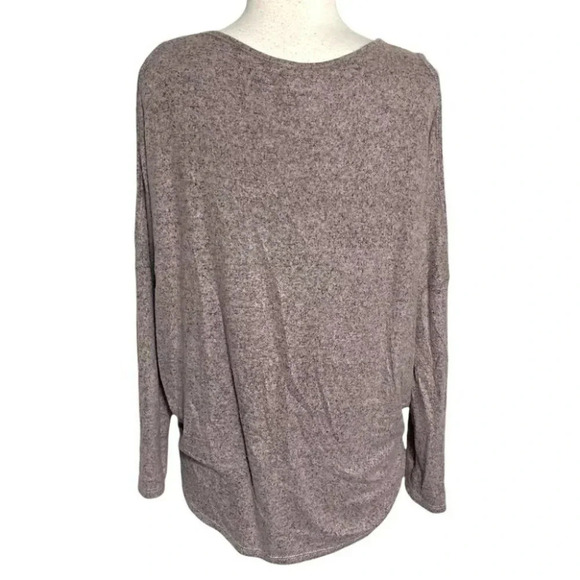 Design Labs Lord & Taylor M sexy pink surplice cold‎ shoulder top - Picture 4 of 6